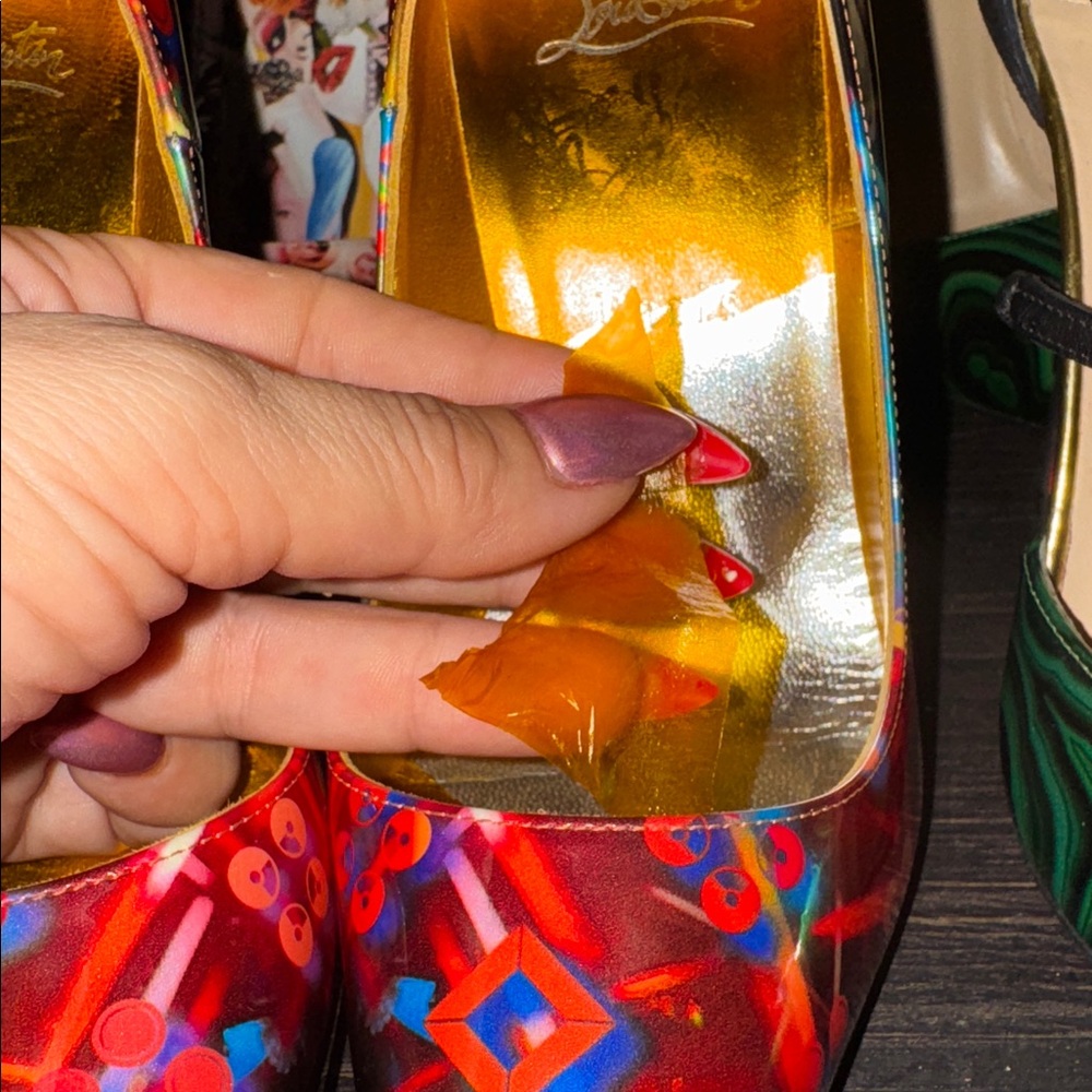 XXXSOLDXXX
🆑👠 So Kate Laser Disco - Picture 12 of 12